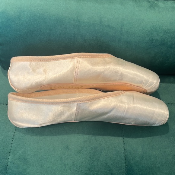 Sansha Recital Pointe Ballet Shoes - Picture 5 of 11